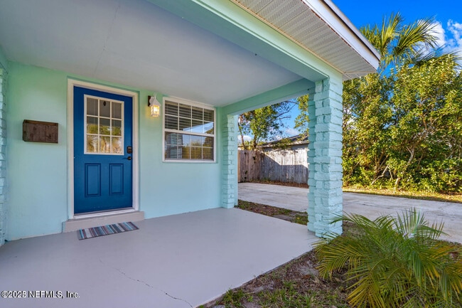 Building Photo - 1818 10th St N