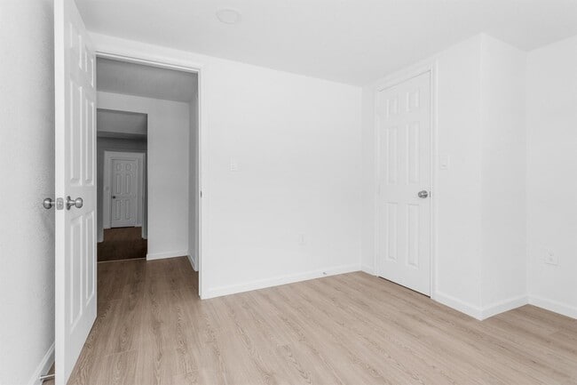 Building Photo - 16016 Green Manor Dr