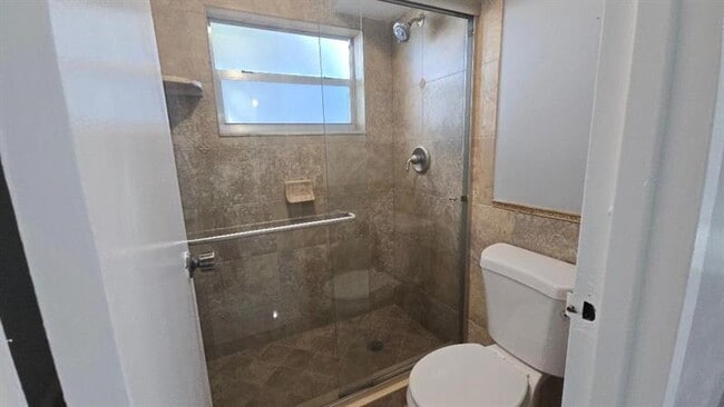 Building Photo - 3000 Riverside Dr