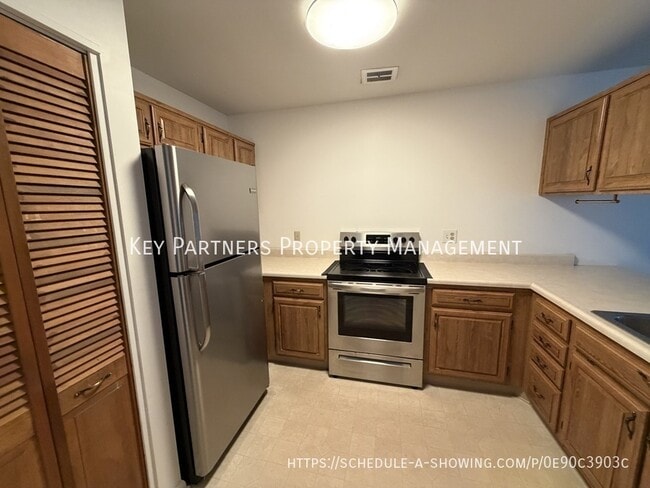 Building Photo - 6524 W 51st St