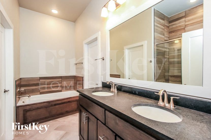 Building Photo - 3524 Upland Ridge Dr