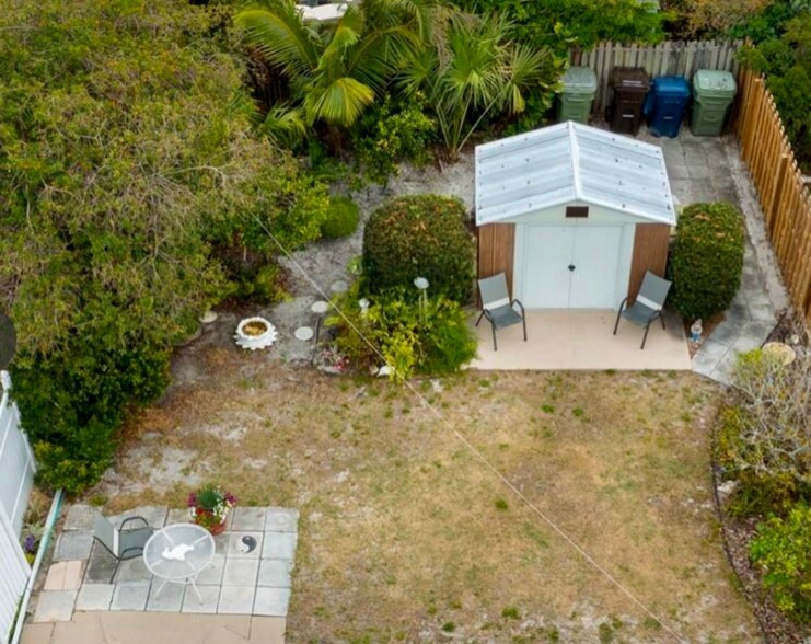 Building Photo - 411 Robalo Ct