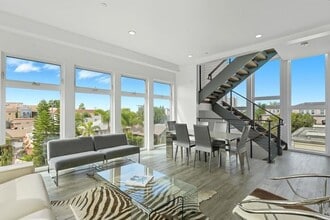 Building Photo - 4079 1st Ave.