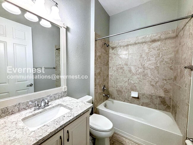 Building Photo - 296 Del Sol Ave