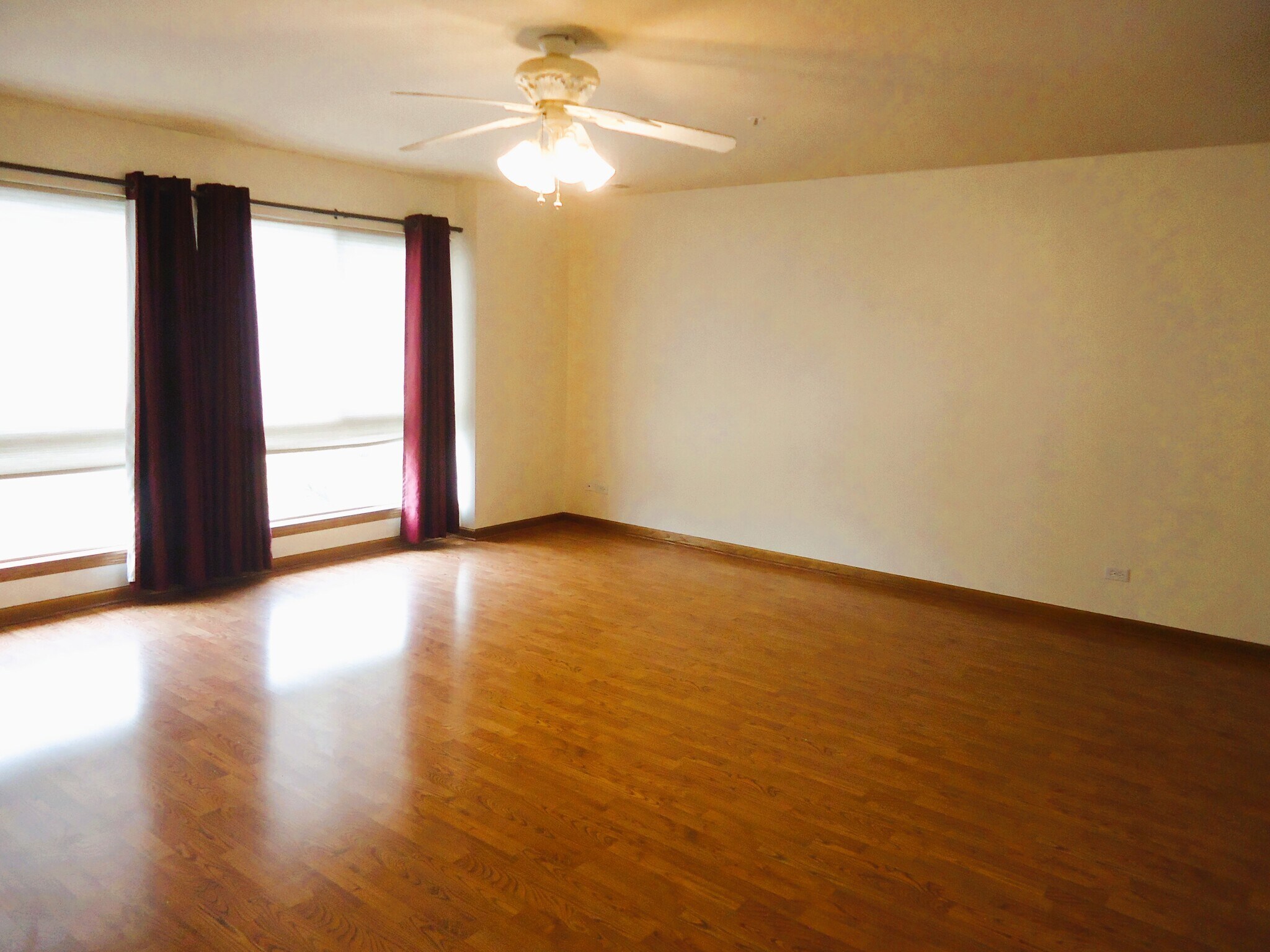 Building Photo - 642 Diamond Pointe Dr