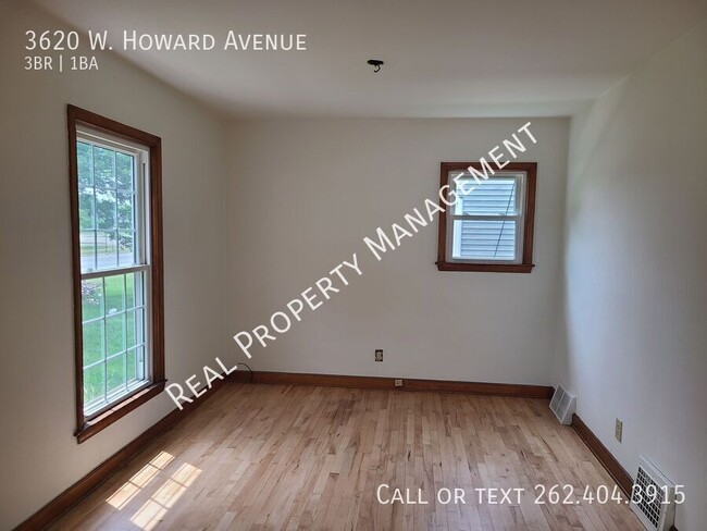 Building Photo - 3620 W Howard Ave