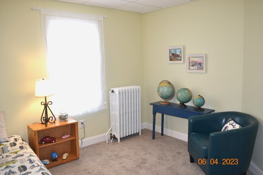 Bedroom 3 - 222 W Peck St