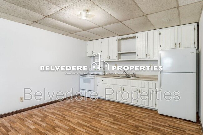 Building Photo - 1210-A Valleyview St