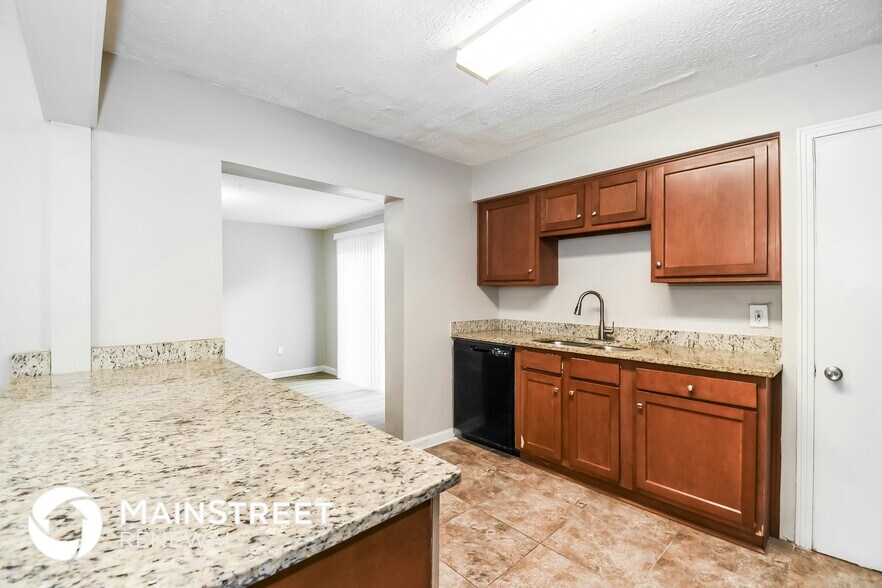 Building Photo - 6418 Ballejo Ct N