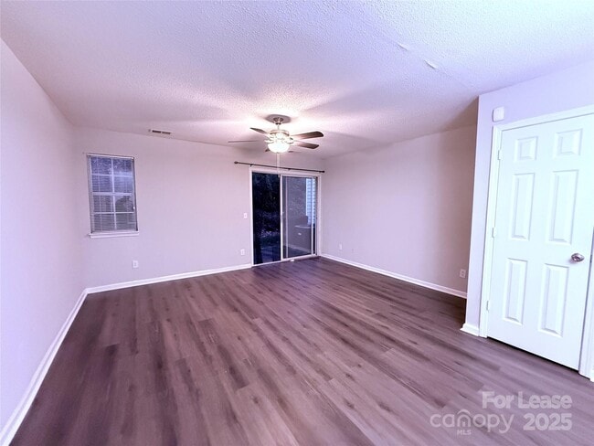 Building Photo - 9119 Exbury Ct