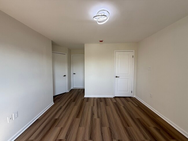 Building Photo - 1434 Mediterranean Ave