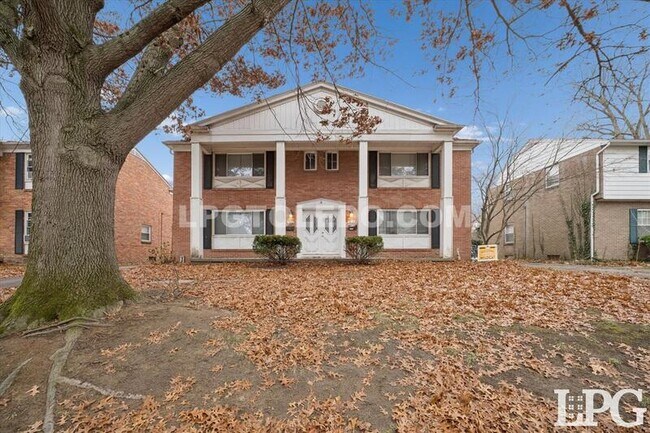 Primary Photo - 3860 Sheffield Ct