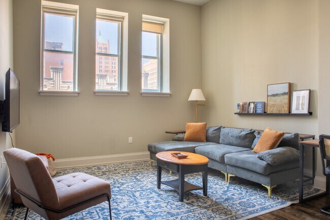 Building Photo - 225 E Michigan St