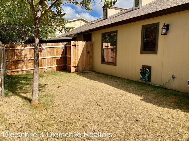 Building Photo - 3 br, 2 bath House - 3520 Juanita