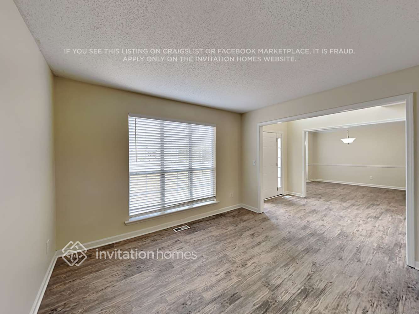 Building Photo - 3295 Franklin Forest Dr