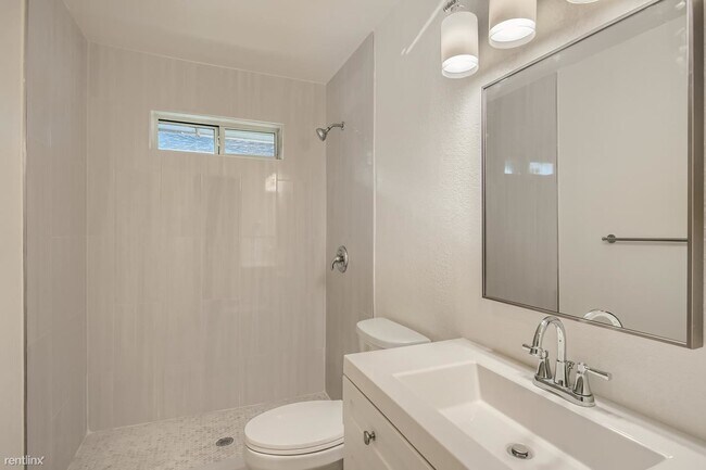 Building Photo - 4 br, 2 bath House - 11251 Mccree Road Sty...