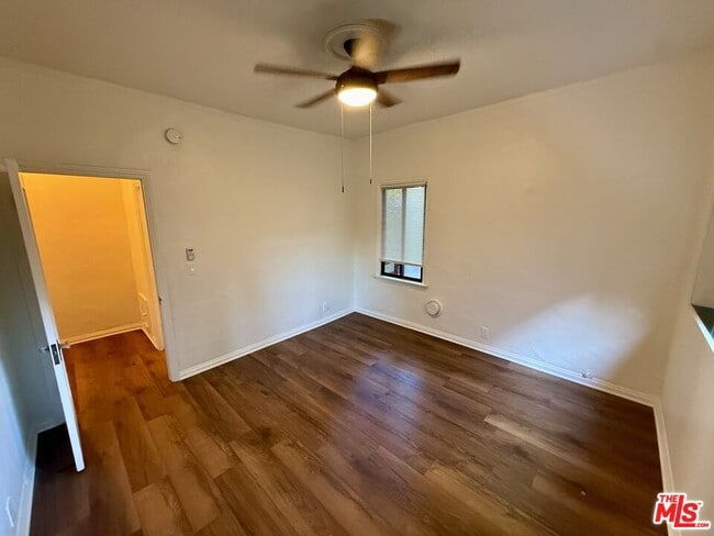 Building Photo - 840 Huntley Dr