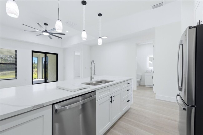 Building Photo - Luxury Duplex for Rent in Burnt Store Meadows, Punta Gorda**Reduced Rental Period Incentive**