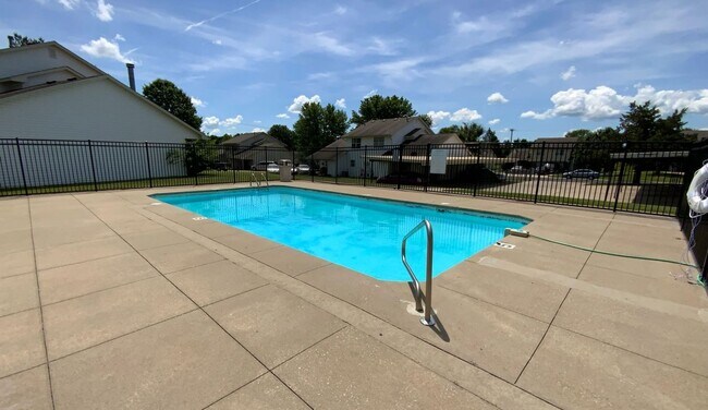 Building Photo - 1609 Steamboat Ln