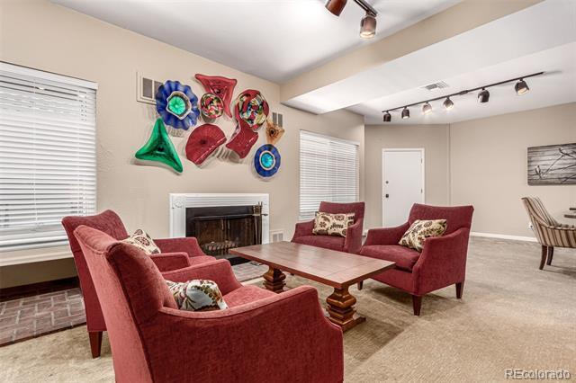 Building Photo - 2301 E Fremont Ave