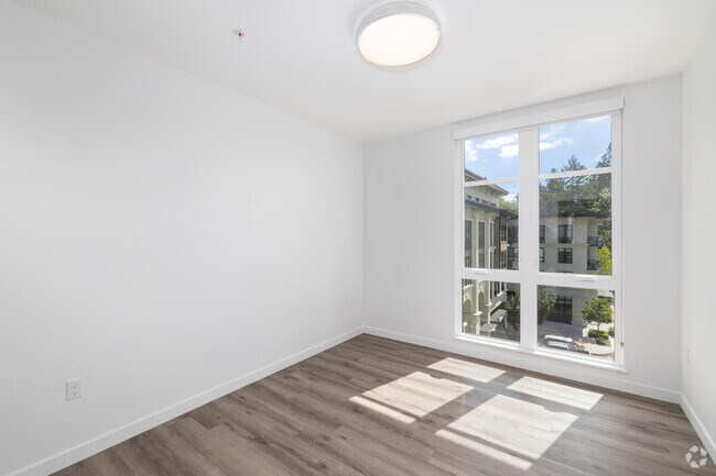 2BR, 2BA - 966-1,181SF - Mercato Grove