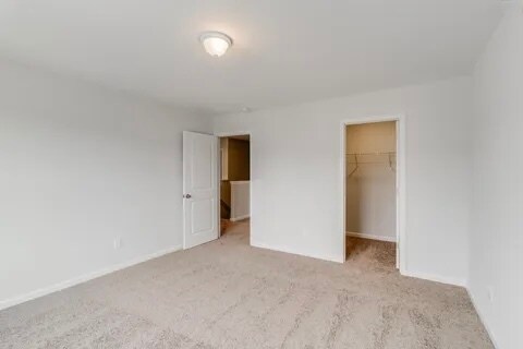 Building Photo - 1039 Begonia Dr