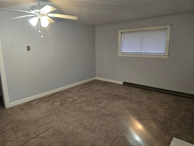 Building Photo - 7933 Belroi Rd