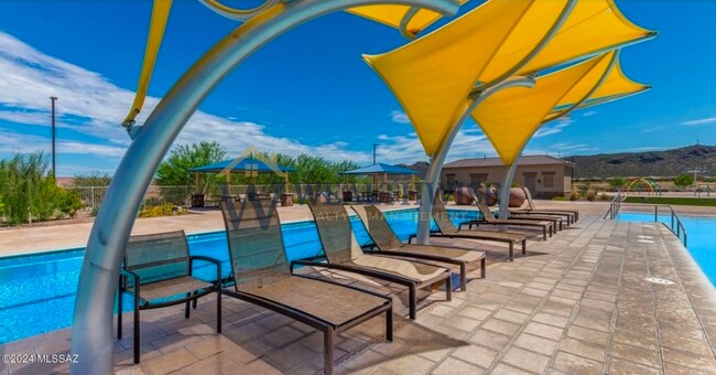 Building Photo - 8839 Baja Fairy Dr