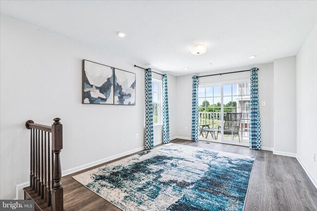 Building Photo - 9454 James MacGowan Ln