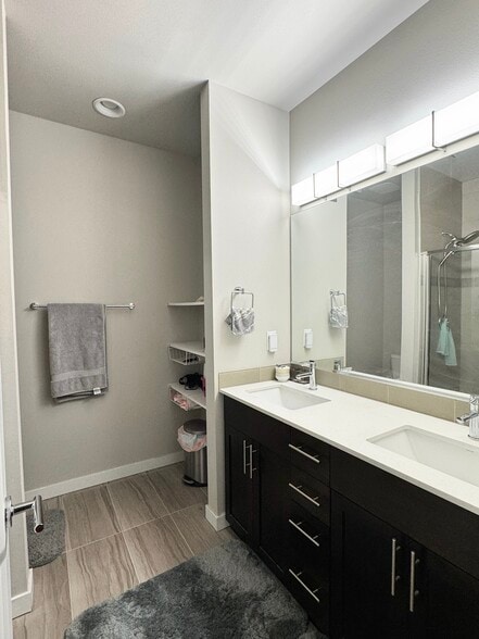 Bathroom 1 (master) - 1590 139th Ln NE