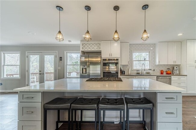 Building Photo - 691 Harbor Cove