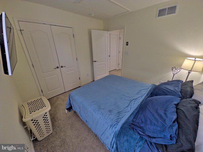 Building Photo - 161 Belfry Dr