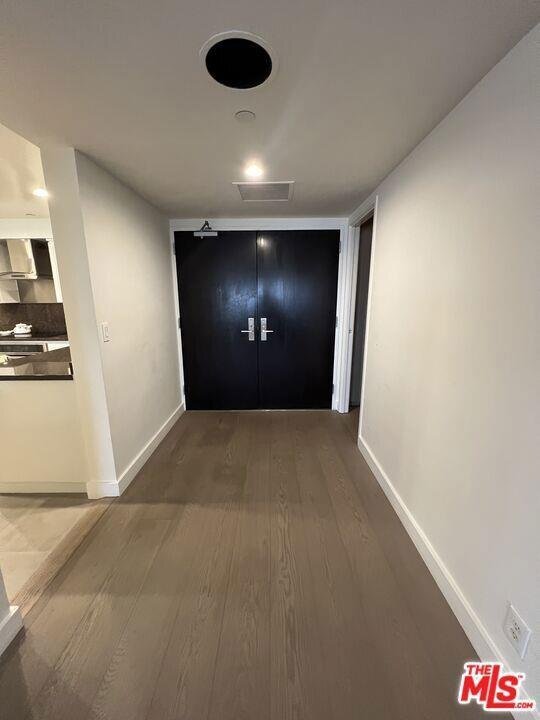 Building Photo - 10445 Wilshire Blvd