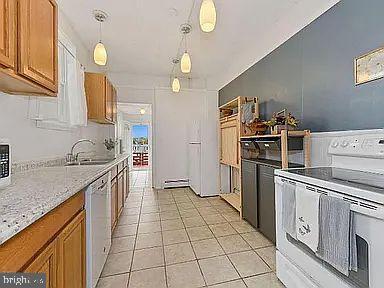 Building Photo - 540 W High St