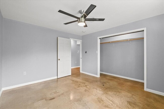 Building Photo - 6602 Prino Rd