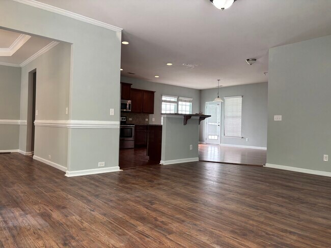 Building Photo - 10519 Royal Winchester Dr