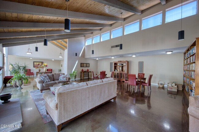 Building Photo - 254 Sequoia Ct