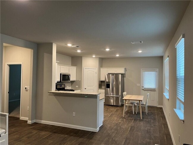 Building Photo - 14010 Levy Ln