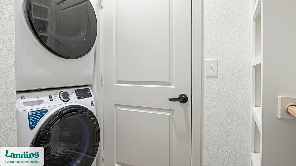 Building Photo - 7455 W Camp Wisdom Rd