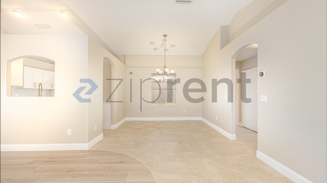 Building Photo - 1404 Edgewater Rd