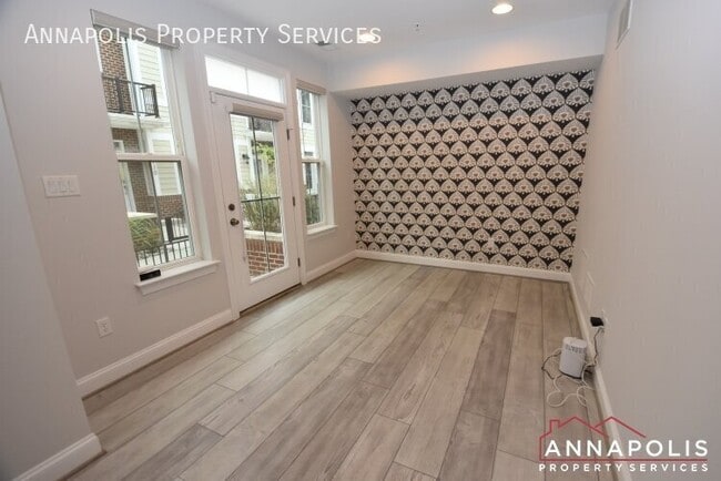 Building Photo - 813 Francis Harris Pl