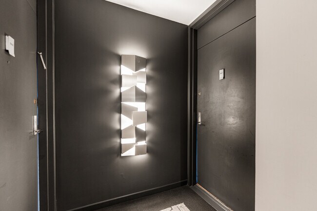 Building Photo - 2800 N Lake Shore Dr