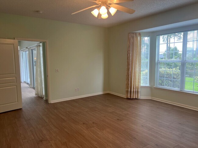 Building Photo - Beautifully Maintained Sun City Home!