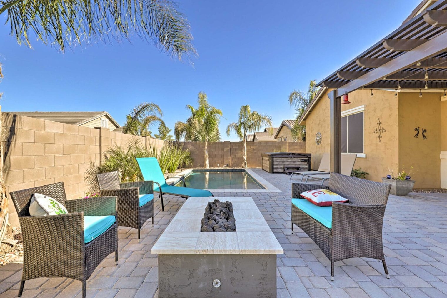 Building Photo - 20298 E Arrowhead Trail