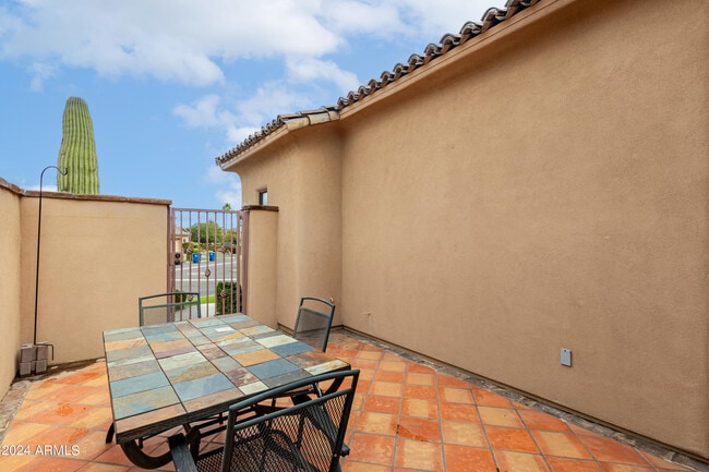 Building Photo - 17020 E Kiwanis Dr