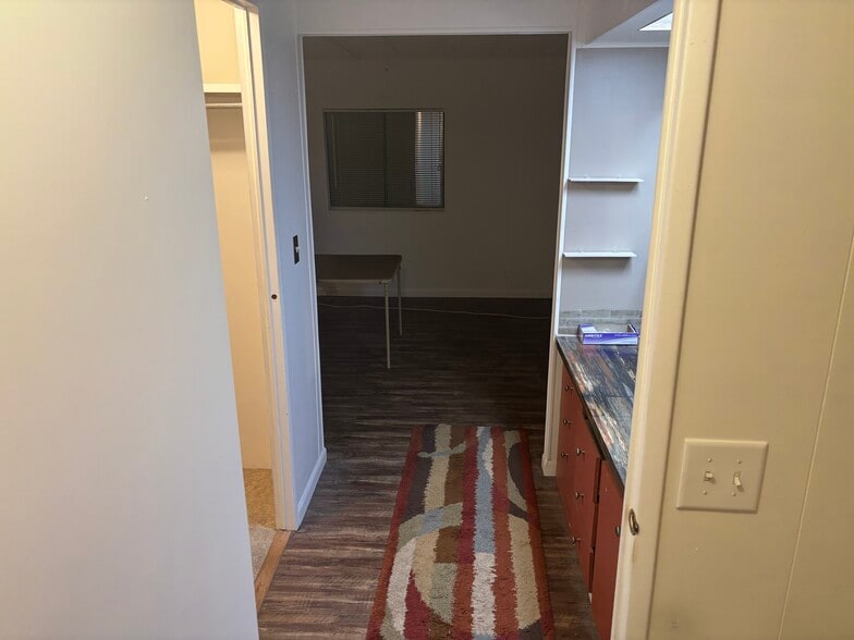 Building Photo - 2658 SW Monarch Trl