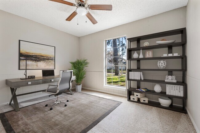 Building Photo - 4106 Cypress Hill Dr