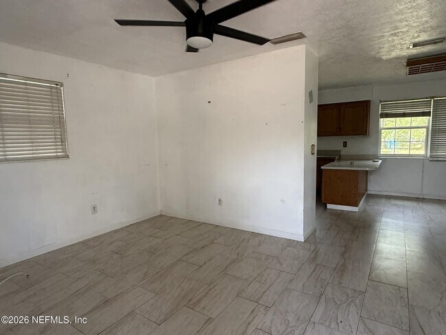 Building Photo - 120 Kelly Smith School Rd