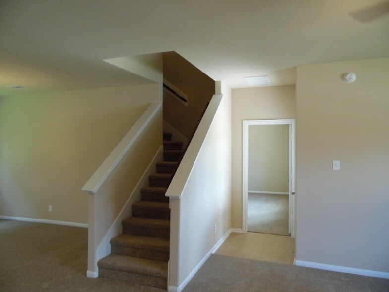 Building Photo - 2 Supiro Ct