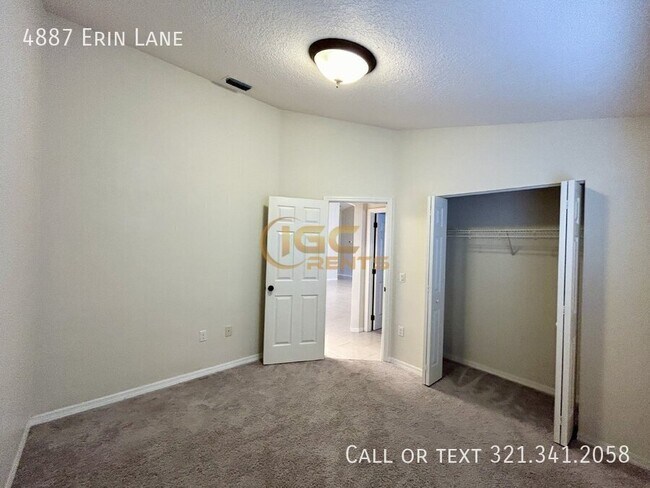 Building Photo - 4887 Erin Ln